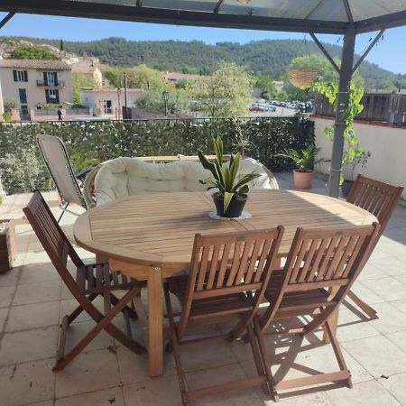 Appartement Provencal Avec Terrasse Dans Le Var Les Arcs-sur-Argens Exteriör bild