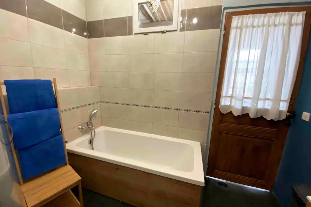 Appartement Provencal Avec Terrasse Dans Le Var Les Arcs-sur-Argens Exteriör bild